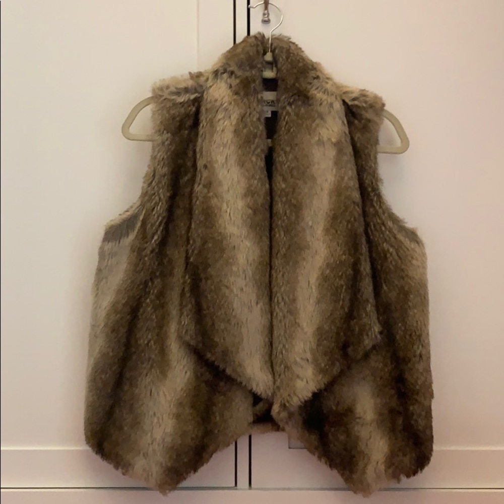 JACK by BB Dakota Faux Fur Vest